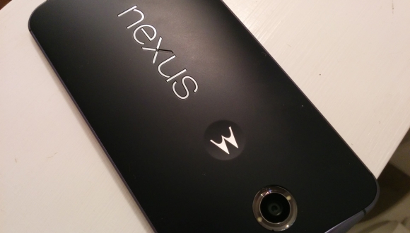 Nexus 6 Arka Kapak Sorunu